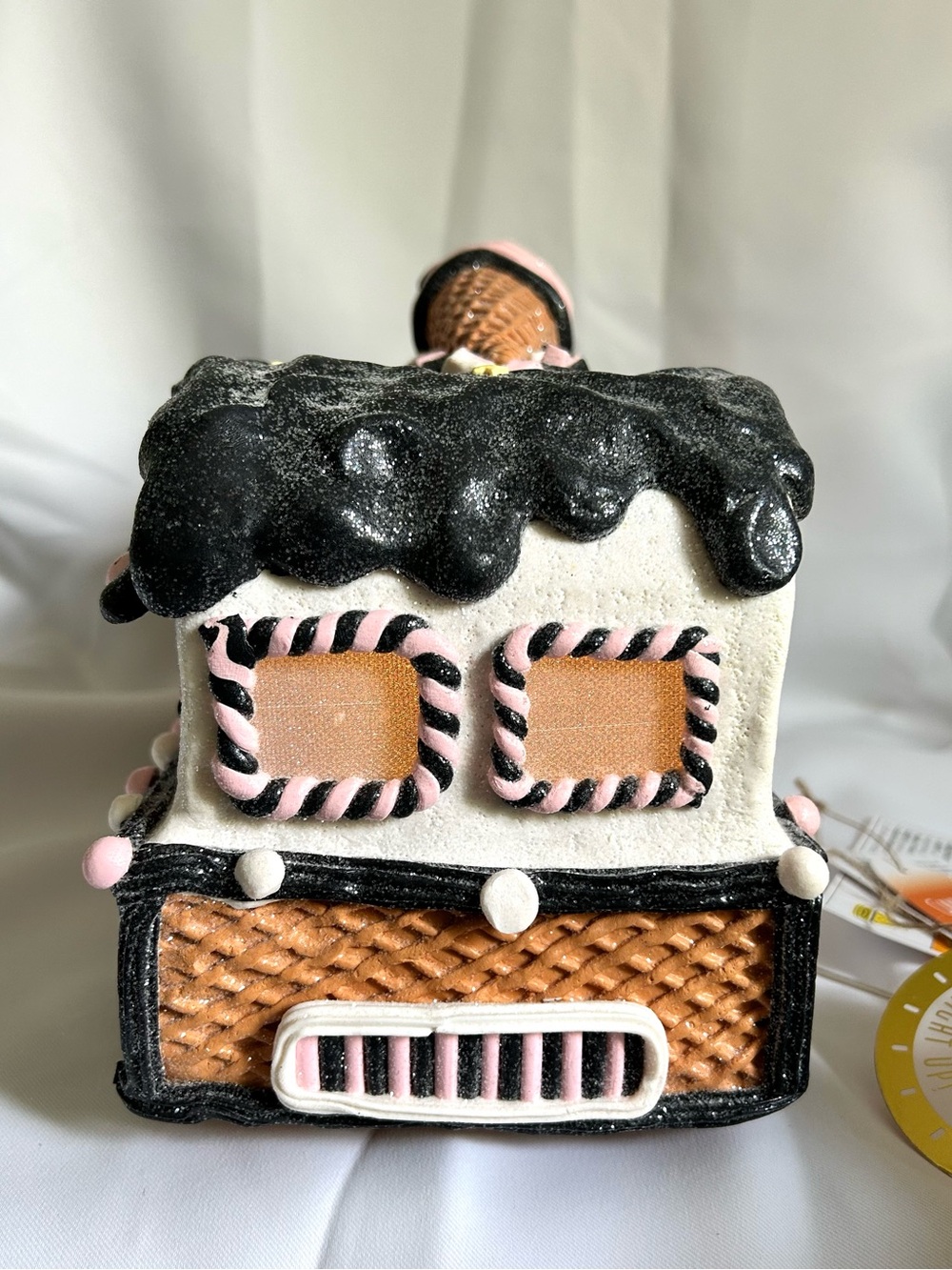 Candy Corn Lane ‘I Scream’ Ice Cream Truck Halloween LED Decor NWT - Picture 13 of 13